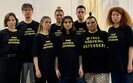 Українська делегація на Євробаченні-2024 у футболках про захисників Азовсталі