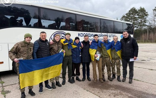 Тяжкий психологічний стан, травми та хвороби: Лубінець розповів про звільнених з полону РФ цивільних. ФОТОрепортаж