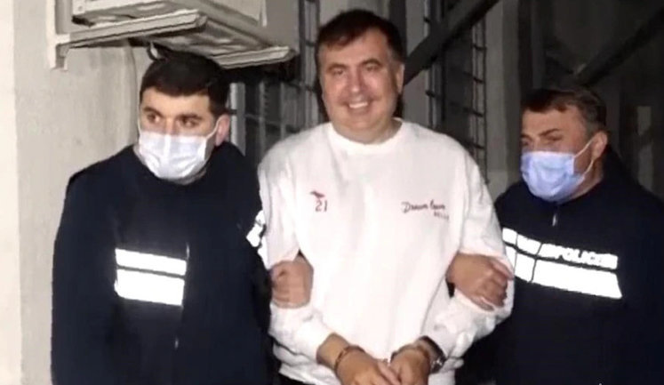Саакашвілі, по суті, перебуває в ув'язненні у Путіна, - Деканоідзе