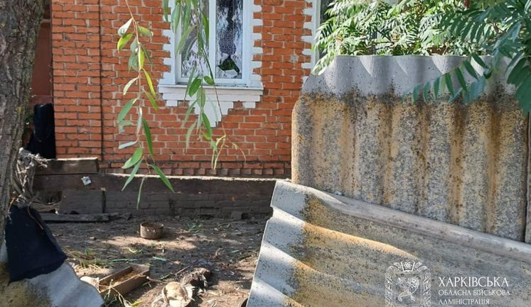 Двох людей поранено внаслідок ворожих обстрілів Харківщини