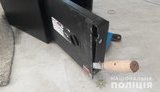 На Харьковщине неизвестный, угрожая ножом няне с двухмесячным ребенком, украл из дома крупную сумму денег, – Нацполиция. ФОТО