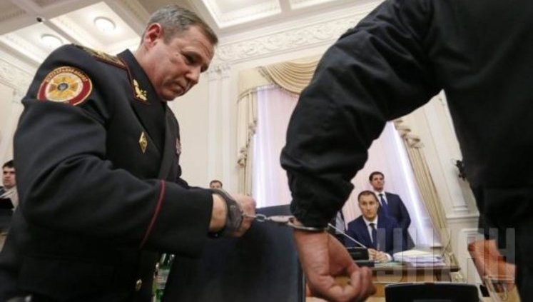 Суд вслед за Бочковским восстановил в должности экс-замглавы ГСЧС Стоецкого