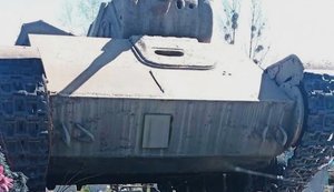 Поліція розшукує зловмисників, які викрали танк Т-34 з меморіалу на Харківщині