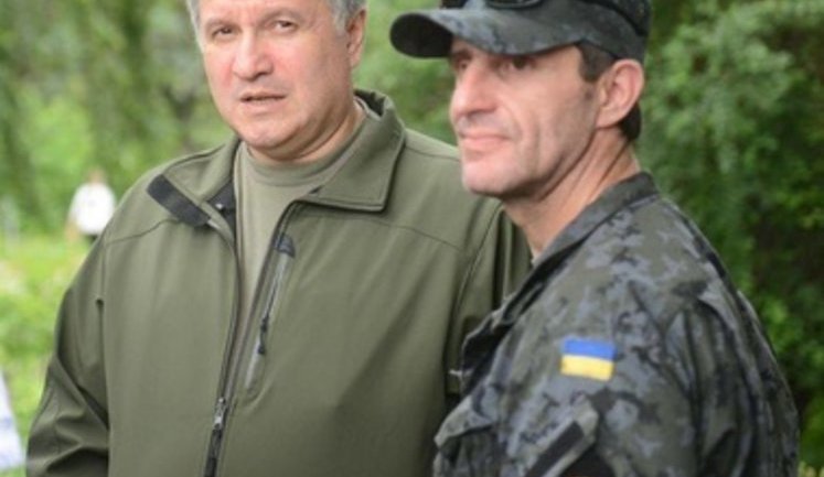 Шкіряк збирається у відставку разом з Аваковим