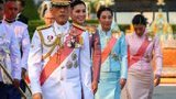 Самоизоляция по-королевски: монарх Таиланда спрятался от коронавируса в альпийском отеле с 20 любовницами, - СМИ