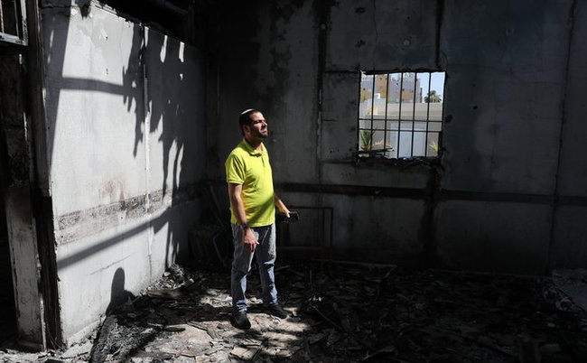 Ракетні обстріли і вуличні заворушення: кадри з Ізраїлю 45