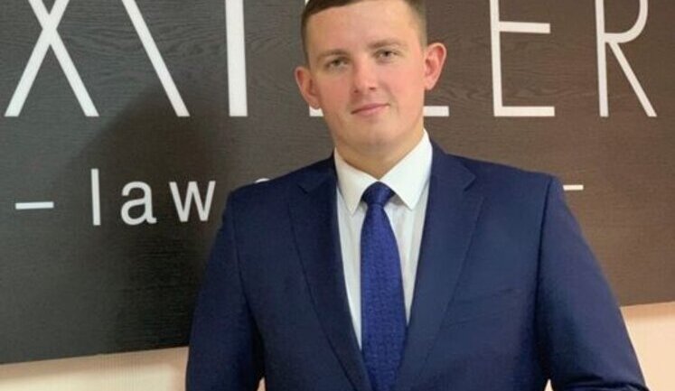 НАБУ затримало адвоката компанії брата Найєма на хабарі у справі партнера Коломойського (оновлено)