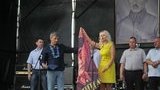 Фарион торжественно растоптала захваченный в Одессе флаг Партии Сталина: "Этот трофей я принесла, чтобы бросить к ногам Коновальца". ФОТОрепортаж