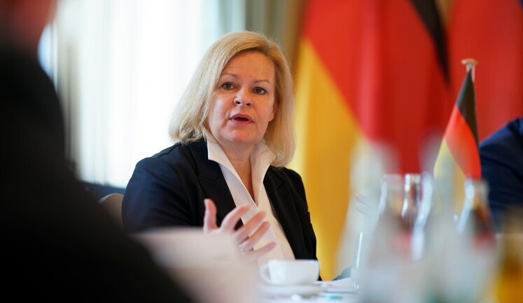Every citizen of Russian Federation who openly opposes Putin’s regime can ask for asylum in Germany - head of Ministry of Internal Affairs Feser