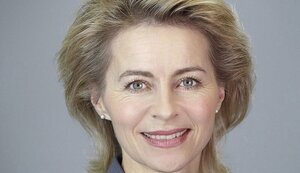 ЄС має тиснути на Росію санкціями, поки вона не виконає мінські обіцянки, - глава Міноборони ФРН Ляєн