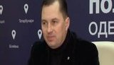 "Убери эту херню", - глава нацполиции Одесской области генерал Головин пытается прочитать текст на украинском языке. ВИДЕО