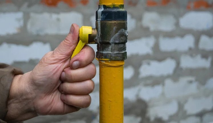 Газ відключили у чотирьох районах Києва після масованої атаки РФ, - "Київгаз"