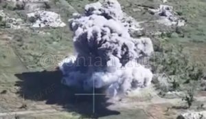 Високоточна авіабомба GBU-62 влучає у скупчення російської піхоти. ВIДЕО