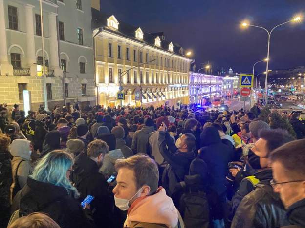 Путін - злодій!: У Росії проходять акції на підтримку Навального 22