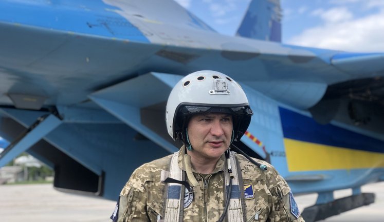 Бойовий комбриг тактичної авіації Повітряних сил Олександр Довгач став Героєм України