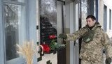 Мемориальную доску памяти украинского воина Ивана Смоляра открыли в Полтавской области. ФОТОрепортаж
