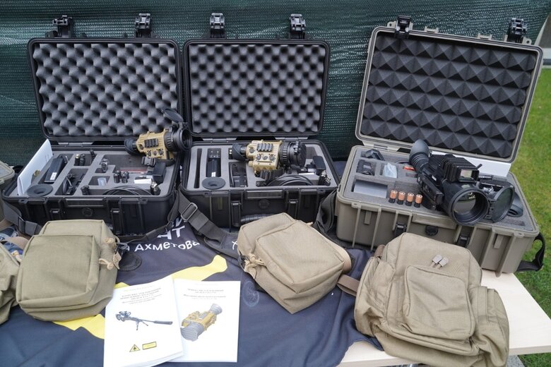 Метінвест придбав для воїнів Азову партію авто та обладнання на 40 млн грн 02 Метінвест придбав для воїнів Азову партію авто та обладнання на 40 млн грн 02