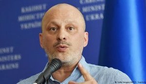 Аласания уволился по собственному желанию с должности главы правления Общественного ТВ