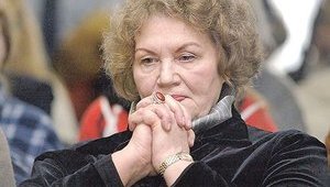 Лине Костенко - 90. Зеленский поздравил выдающуюся поэтессу с юбилеем. ВИДЕО