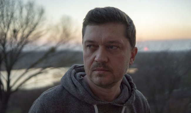 В Атлантиді я показую перемогу людини над ПТСР, над розрухою та смертю, перемогу України над Росією, - режисер Валентин Васянович 12 В Атлантиді я показую перемогу людини над ПТСР, над розрухою та смертю, перемогу України над Росією, - режисер Валентин Васянович 12