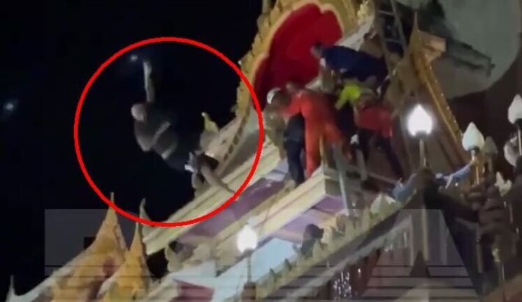 Fell headlong: Russian man dies in Thailand after jumping from country’s main Buddhist temple. VIDEO