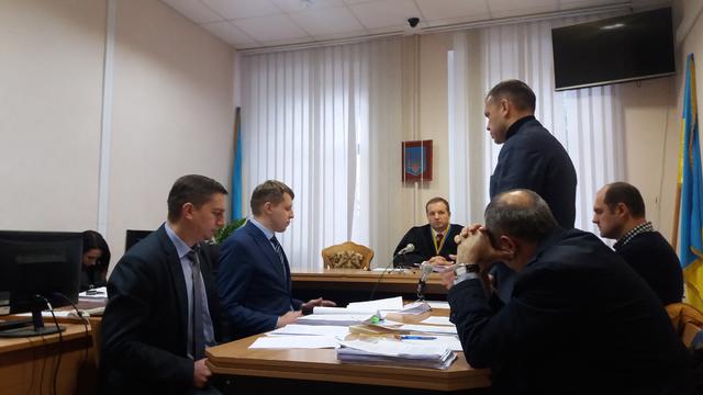 Хабар судді Коваленка: дві версії однієї справи 04