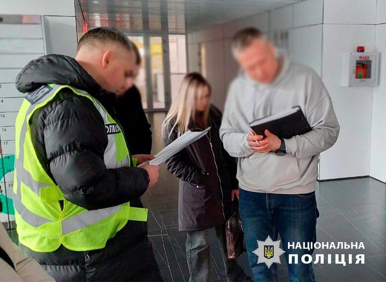 Полиция проводит обыски на фармпредприятиях Киева