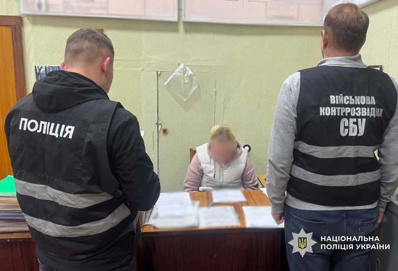 В Черниговской области военнослужащая ТЦК снимала мужчин с учета для уклонения от службы