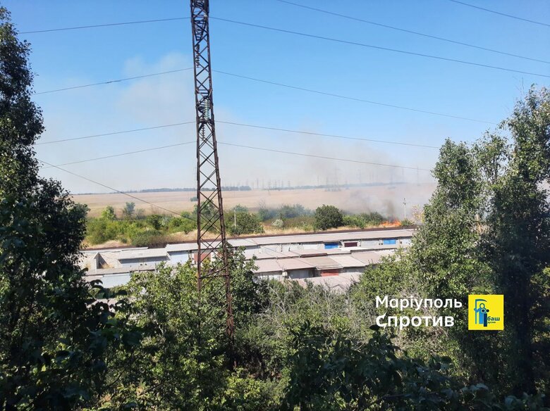 У Маріуполі партизани підпалили базу росіян та знищили 4 транспортних засоби, - Андрющенко 01