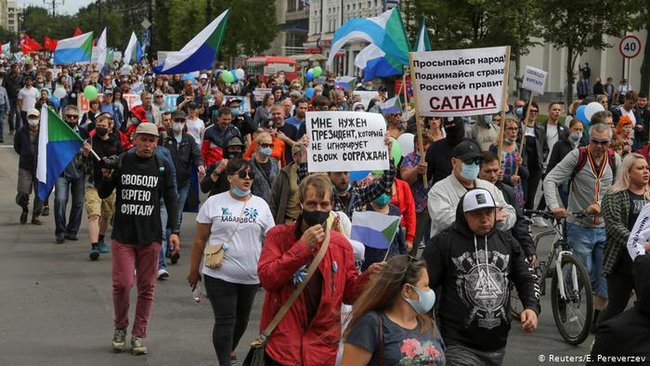 Путін, випий чаю, Хабаровськ пригощає! - на Далекому Сході РФ протести 50-й день поспіль 02