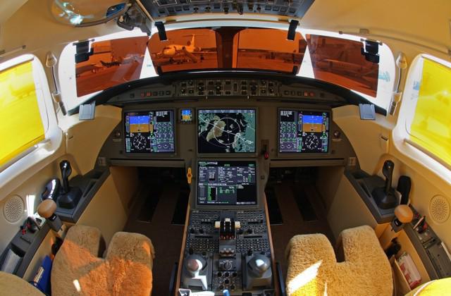 ахметов самолет