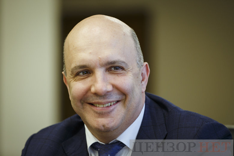 Міністр довкілля Роман Абрамовський: Мені дуже важко ставити якісь умови, тиснути. У мене шлях від умови до заяви дуже короткий 04