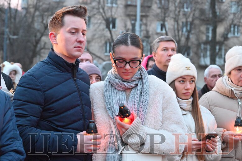 В Киеве почтили память жертв Голодомора 23