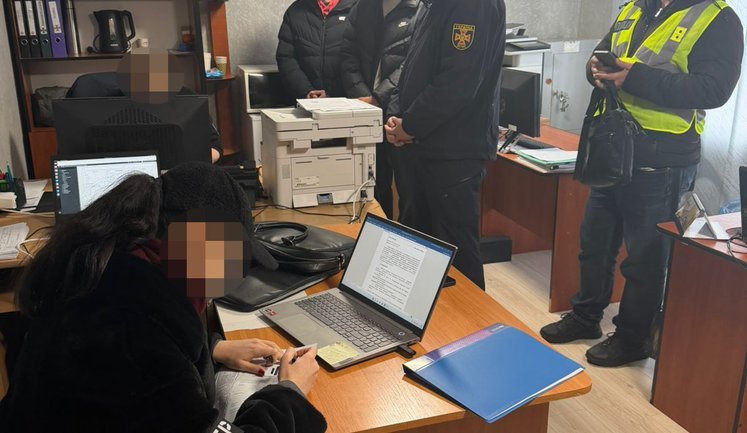 Повідомлено про підозру керівникам ДСНС Хмельниччини за неякісні захисні комплекти на 14 млн грн, - ДБР. ФОТО