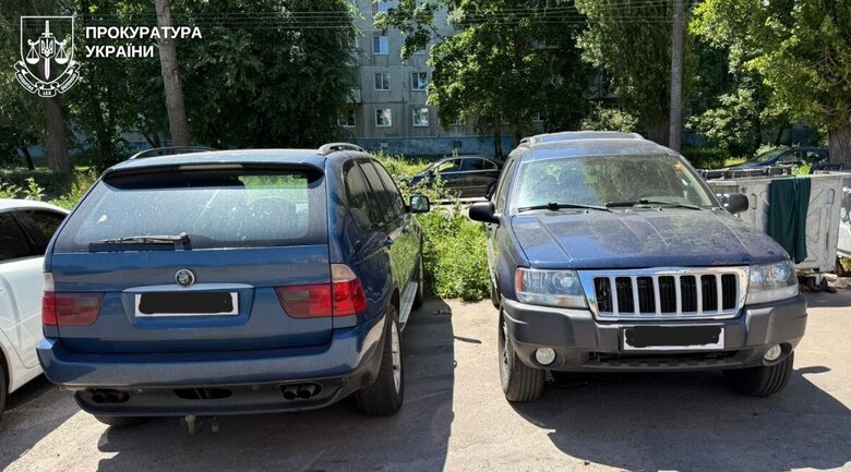 На Рівненщині засудили двох чоловіків за продаж гуманітарних авто