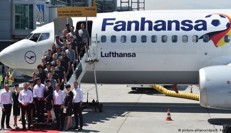 Lufthansa сняла в Киеве рекламный ролик к Чемпионату мира по футболу в России. ВИДЕО