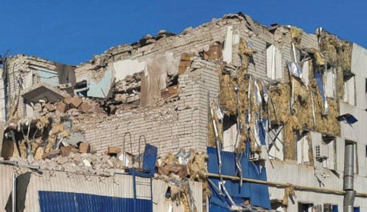 РФ вдарила КАБами по Глухівській громаді: один чоловік загинув, троє - поранені. ФОТОрепортаж (оновлено)