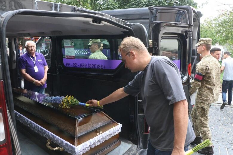 Львів прощається із загиблими Героями - Максимом Шамаровим та Романом Байщаком 04