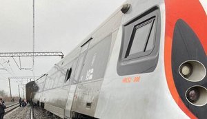 У тому, що Інтерсіті зійшов з рейок, винні всі - міністр, Наглядова рада і виконуючий обов'язки голови Укрзалізниці, - екскерівник УЗ