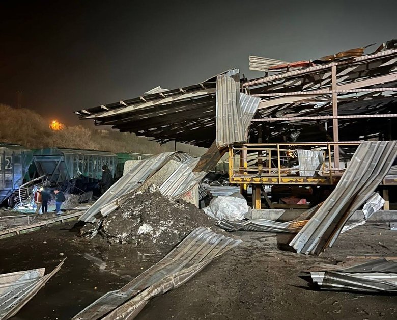 Massive Russian strikes on port and railway infrastructure in Ukraine