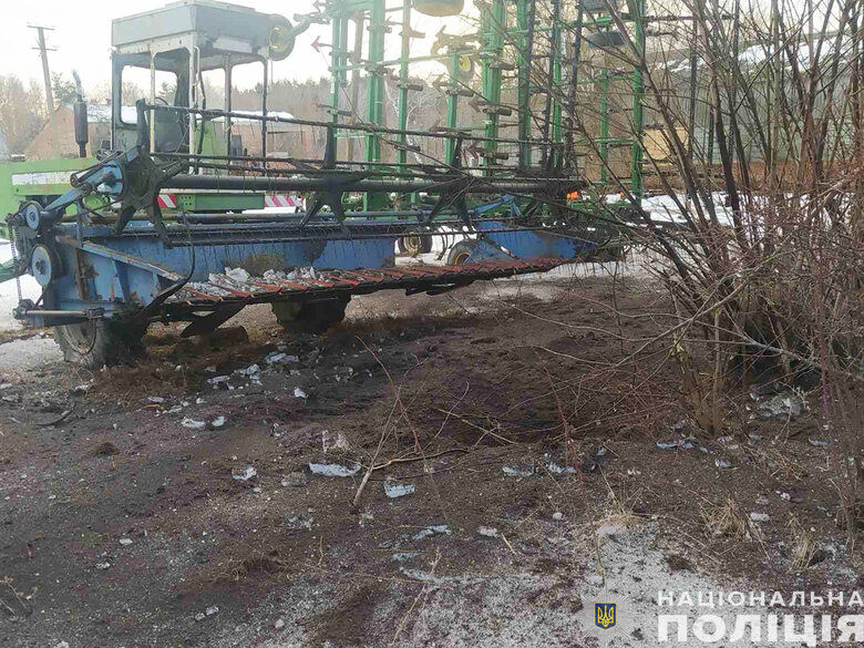 Наслідки обстрілу підприємства на Чернігівщині