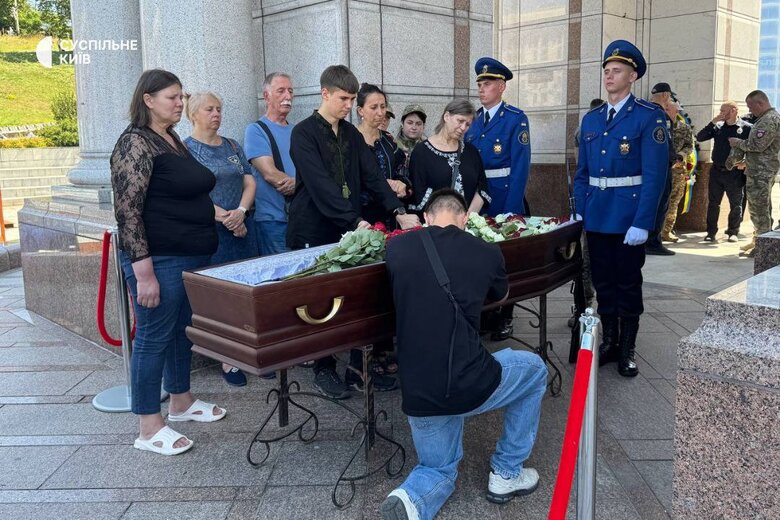 Загинув командир бригади Лють Максим Казбан Прощання у Києві