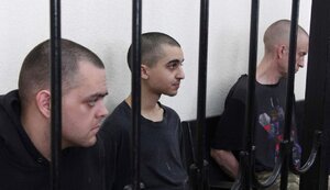 Страчувати іноземців будемо через розстріл, - терорист Пушилін