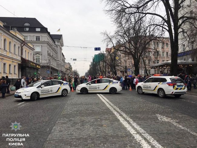 Різдво з патрульними, - правоохранители провели праздник для детей 01