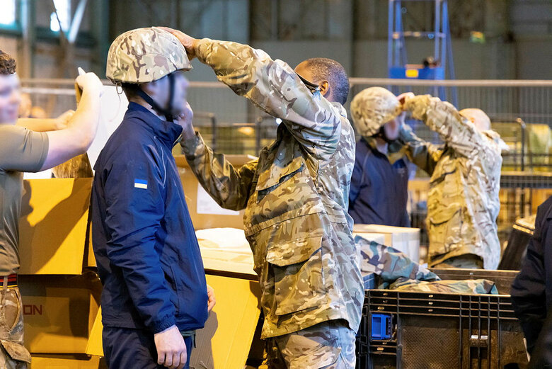 Украинские новобранцы пройдут обучение в Великобритании, - Генштаб ВСУ 18