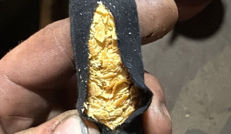 Frontline troops receive mortar rounds with "extremely poor-quality" propellant. PHOTO