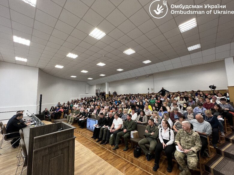 Россияне затягивают обменные процессы, чтобы негативно настроить родственников военнопленных к Украине, - Лубинец 02