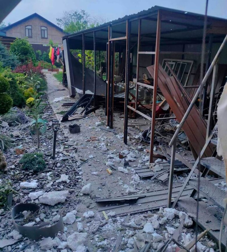 Наслідки ворожих обстрілів Херсонщини 05 Наслідки ворожих обстрілів Херсонщини 05
