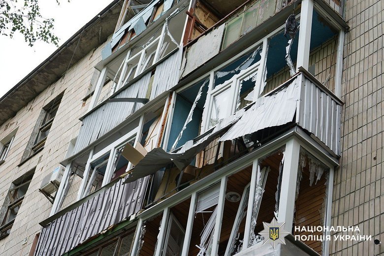 Поліція працює на місцях обстрілу Сум: 11 поранених, є діти серед постраждалих