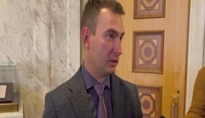Железняк о смене руководства фракции "Голос": ОП проводит откровенную попытку рейдерского захвата, был личный звонок от Ермака. ВИДЕО